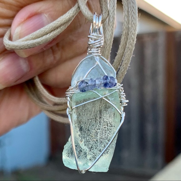 Aquamarine, Spodumene & Iolite Bead Necklace - Picture 12 of 16